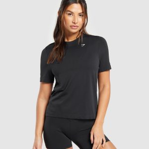 Everyday Seamless T-Shirt