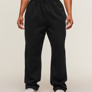 Training Fleece Straight Leg Short Pant