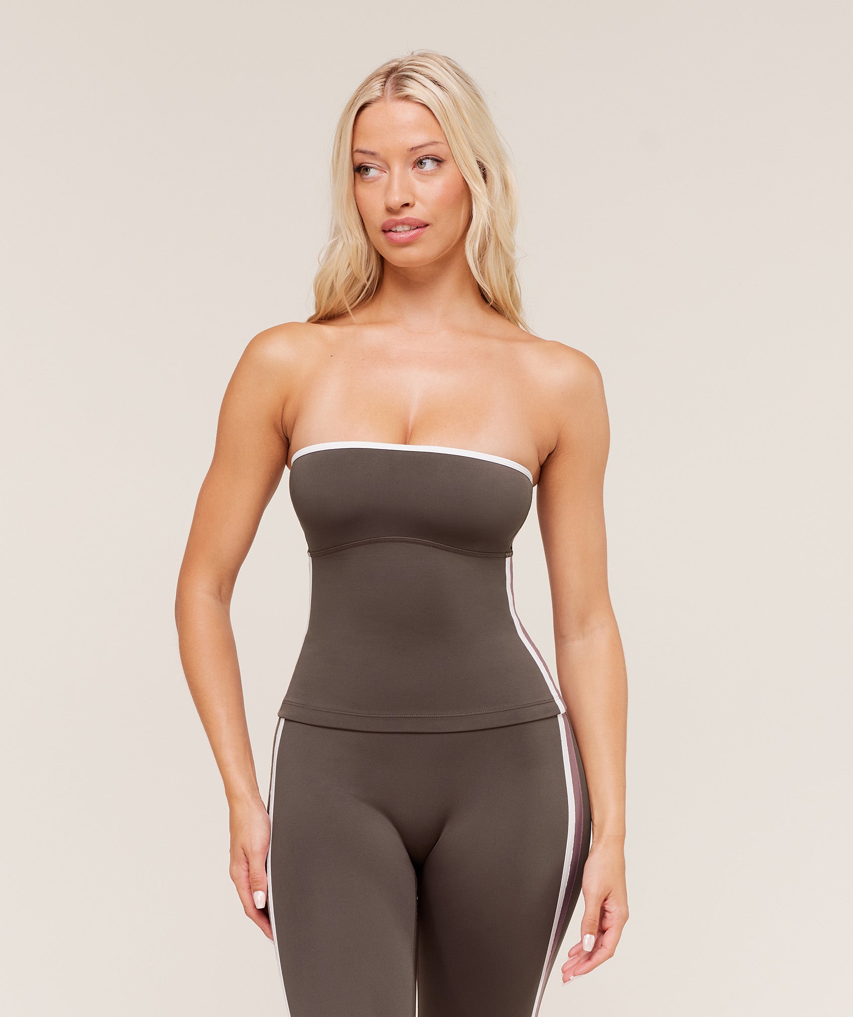 Walnut Brown/Chestnut Pink/Soft White